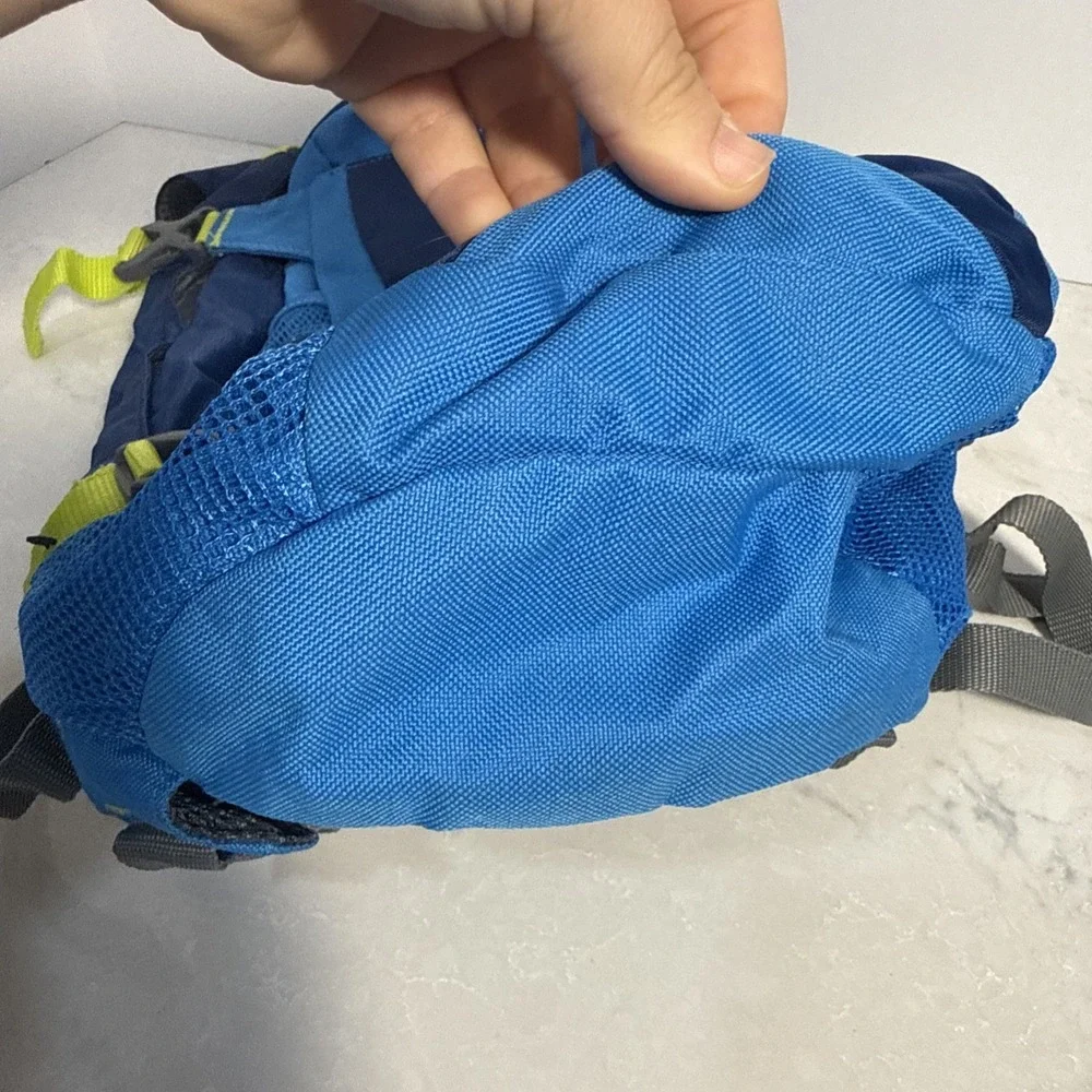 Ozark Trail 2 Liter Hiking Hydration Backpack MISSING Water Reservoir